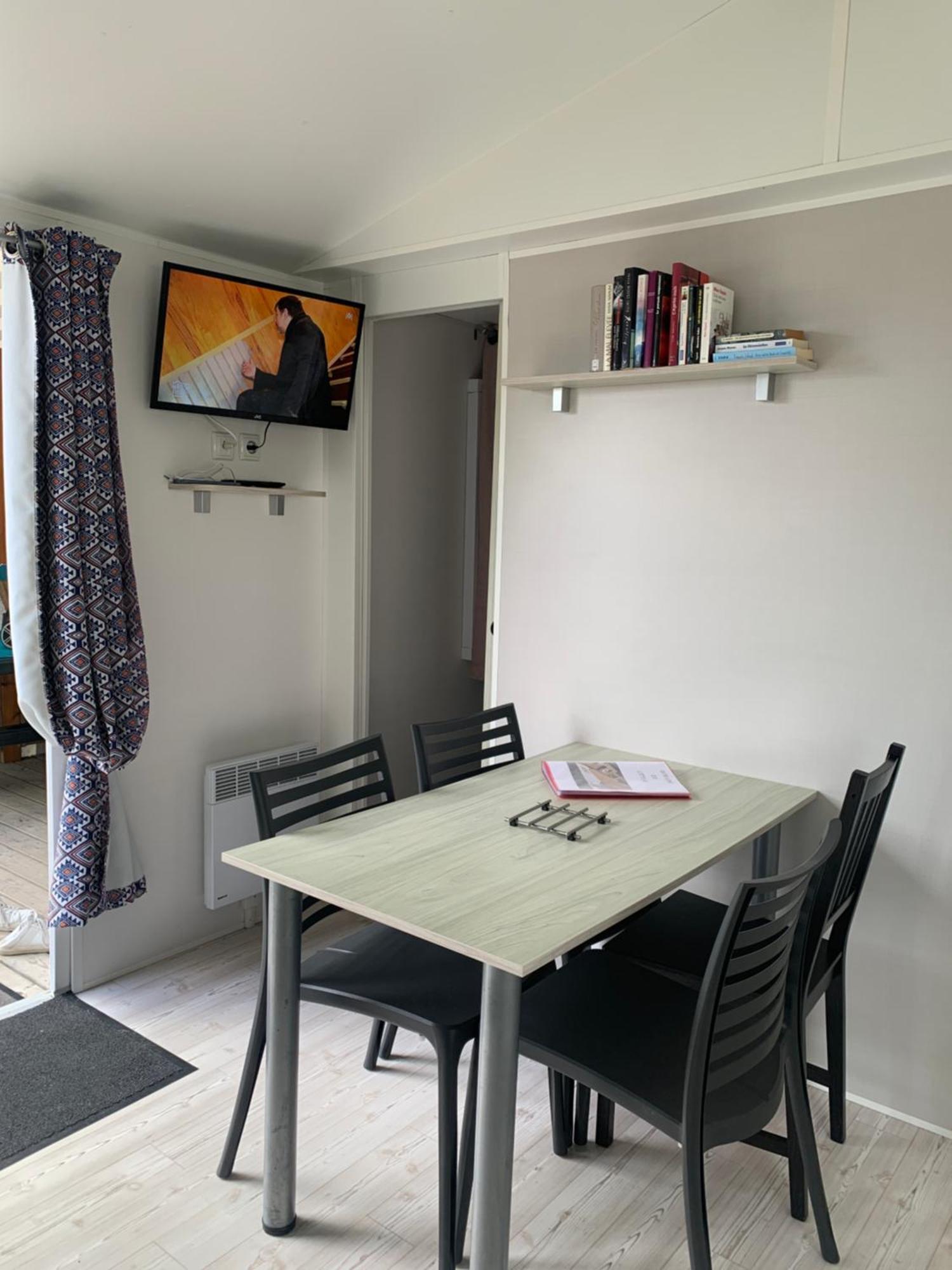 Litteau Mobil Home 10 M Et Mme Colas מראה חיצוני תמונה